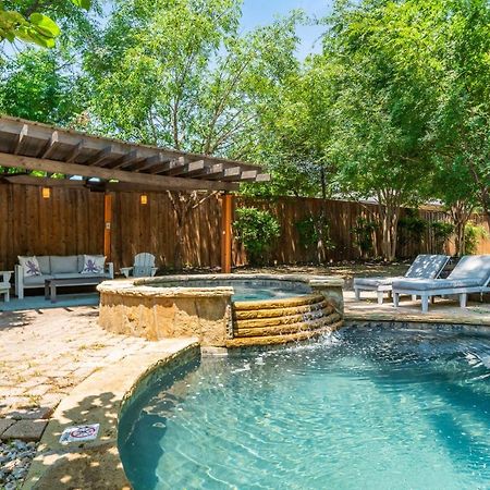 Sunset House - Luxury Pool And Hot Tub Retreat Villa Dallas Bagian luar foto