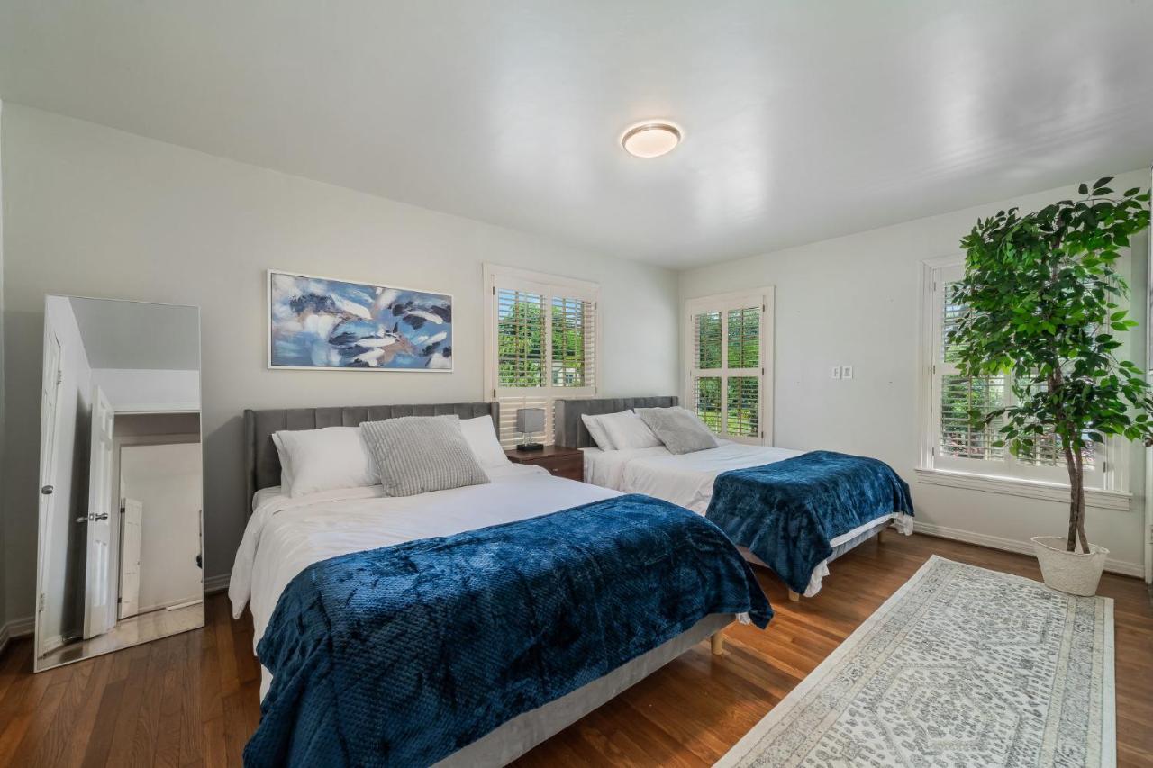 Sunset House - Luxury Pool And Hot Tub Retreat Villa Dallas Bagian luar foto