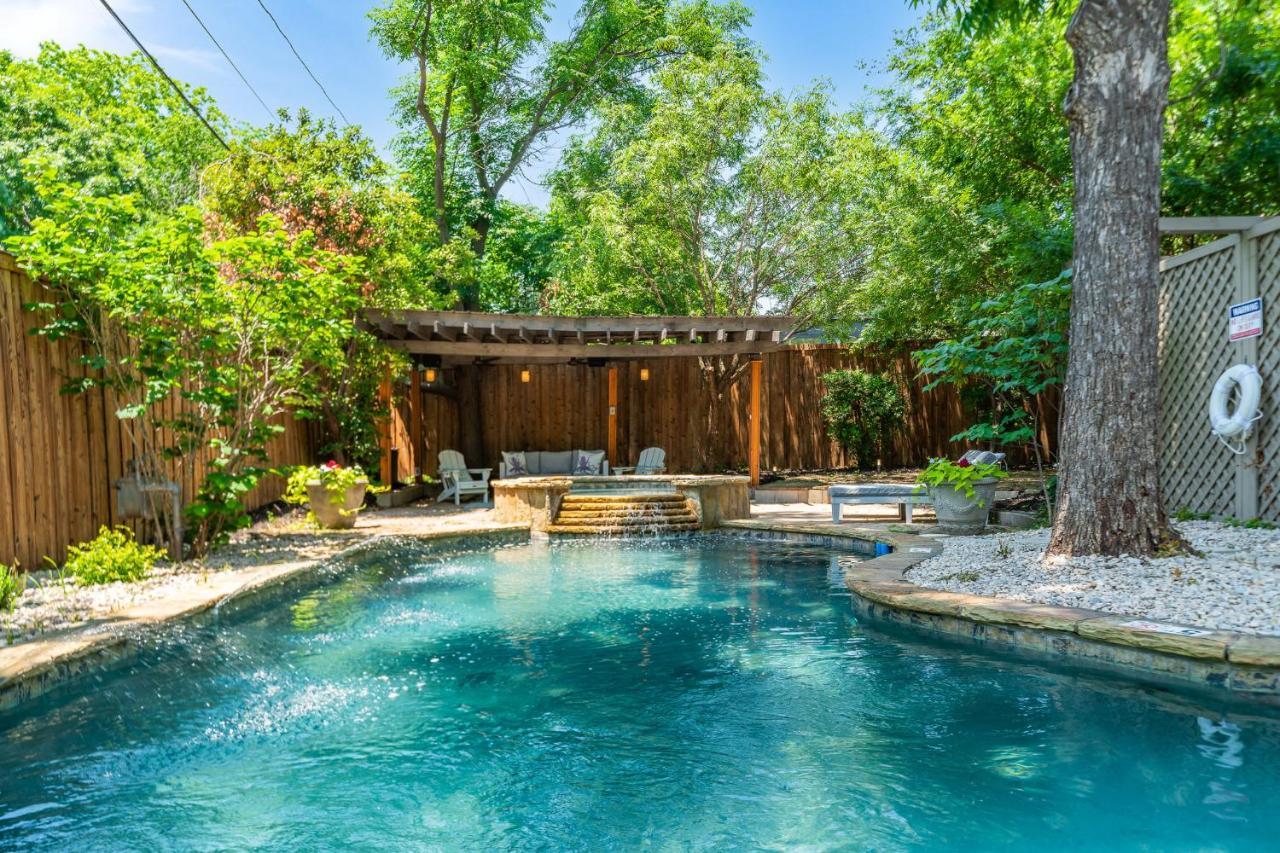 Sunset House - Luxury Pool And Hot Tub Retreat Villa Dallas Bagian luar foto